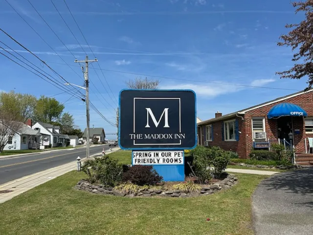 Maddox Inn