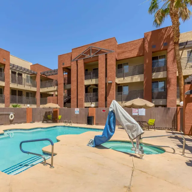 Emerald Suites Valley View