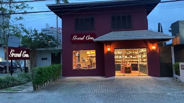 Grand Cru Joinville - Loja de Vinhos, Adega e Empório.