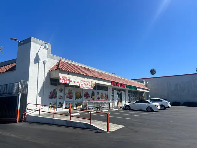 Thanh Long Supermarket