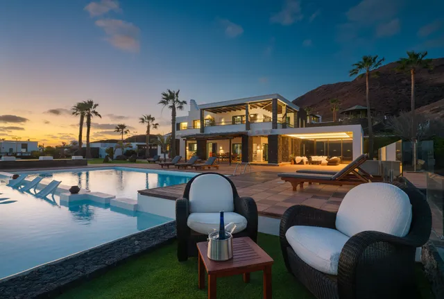 Villas Volcán y Villa Los Arcos