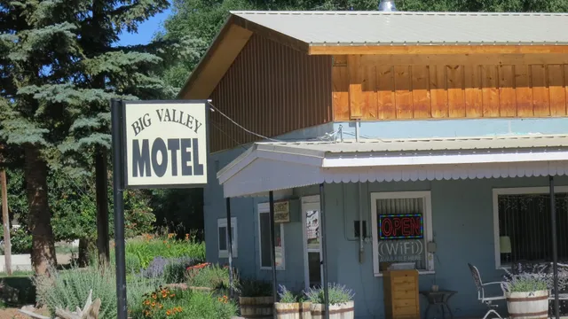 Big Valley Motel