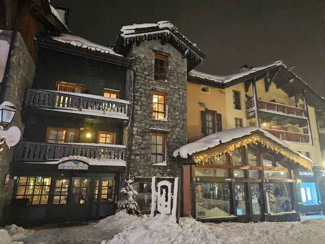 Arc 1950 Le Village S2p Classic