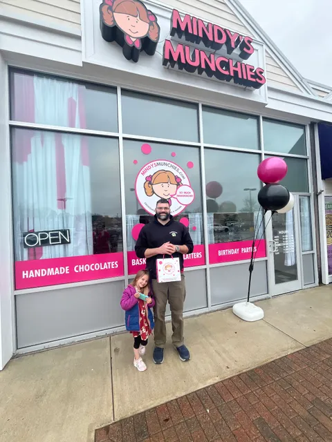 Mindy's Munchies - Chocolate Shop, Maine