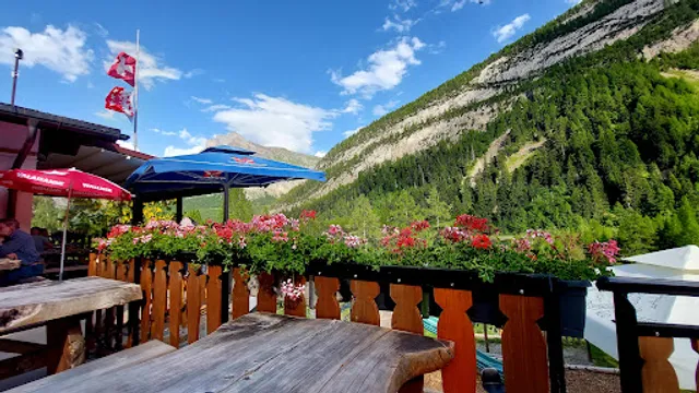 Refuge du Lac Derborence