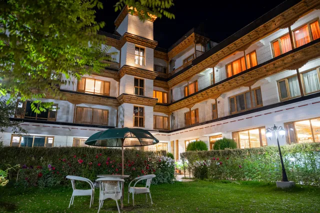 Hotel Caravan Centre - Leh, Ladakh