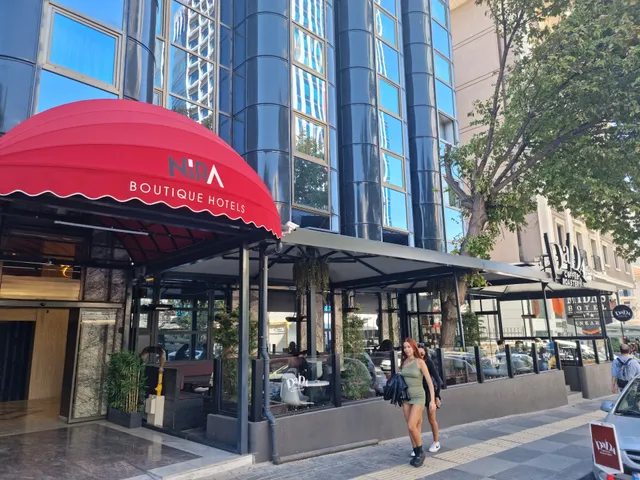 Nira Otel