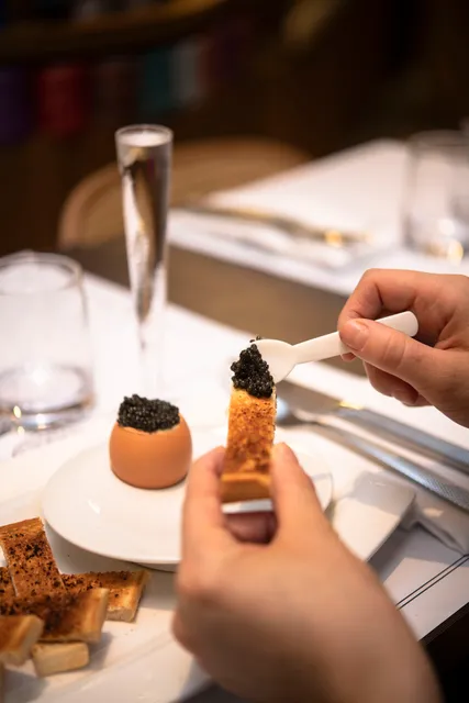 Boutique Petrossian Victor Hugo