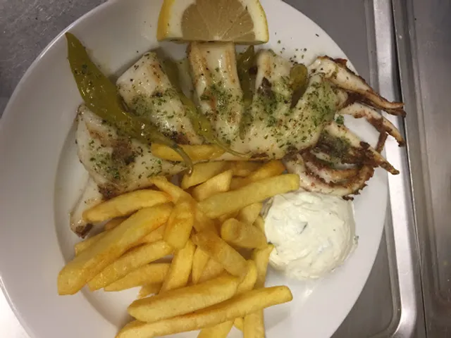 TAVERNE HELLAS (Griechische Taverne )