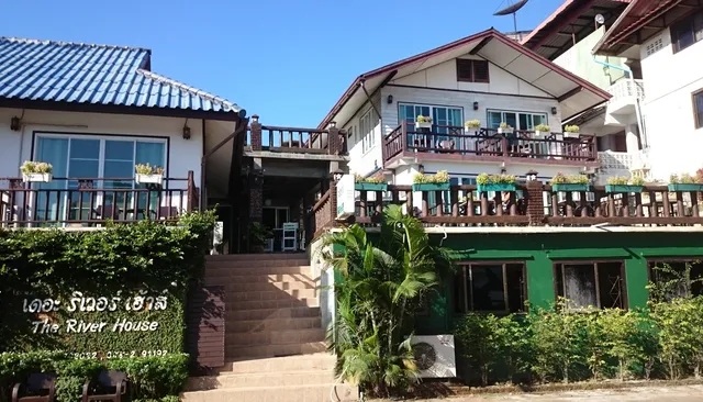 The River House Hotel