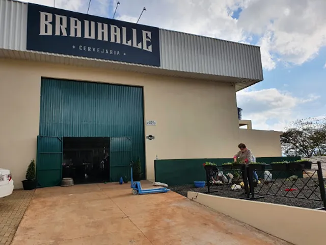Bar e cervejaria Brauhalle