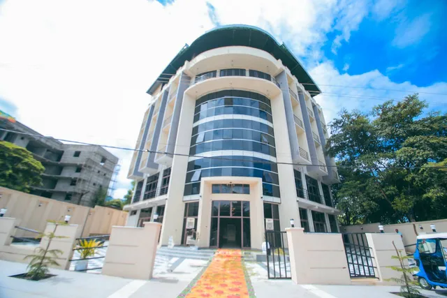 Daros International Hotel