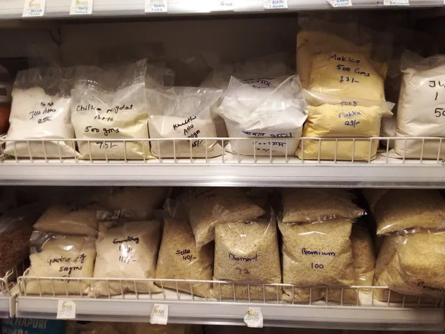 TAAZA ESSENTIALS Atta Chakki