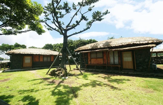 Chan's house Pension