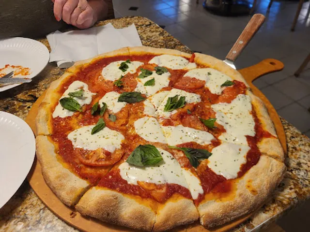 Caruso's Italian Restaurant & Pizzeria