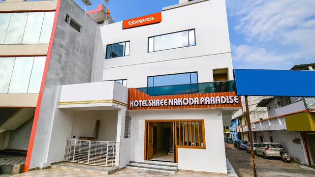 Hotel Shree Nakoda Paradise