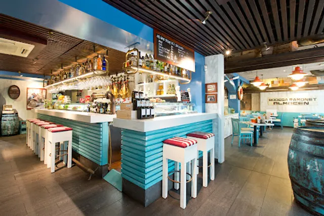 Restaurant El Nou Ramonet | Paella en la Barceloneta