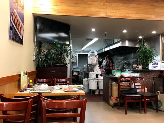 Yin Du Wonton Noodle