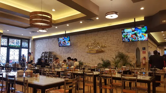 La Casa de Toño en Marina Nacional