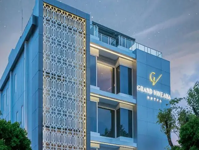 Grand Viveana Hotel