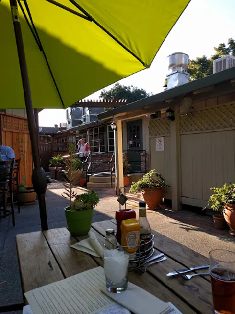 Hop Creek Pub