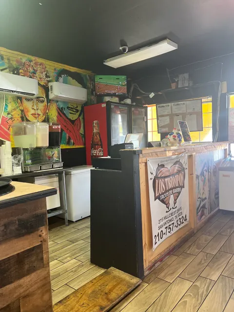 Los Trompos Tacos de Barrio