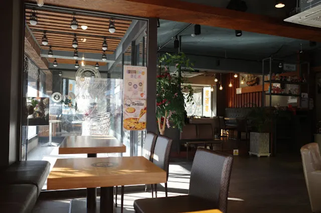 카페원플러스원남산외대점