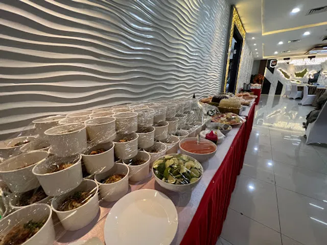 Soto Betawi Globe H. Oji