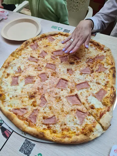 MAXIPIZZA