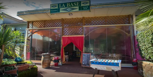 La Base - Pizzeria - Bar - Ristorante - Servizio di asporto