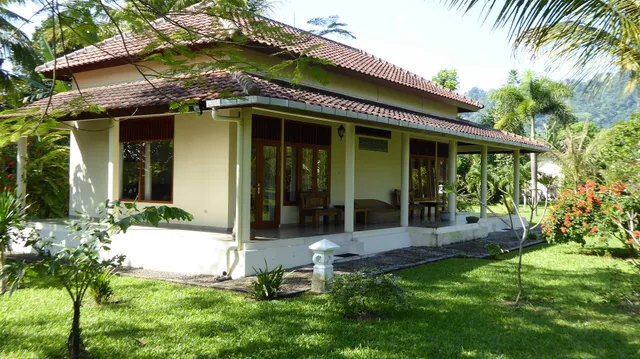 Rumah Kita Villa/Guesthouse