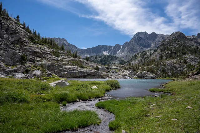 Pine Creek Lake Trailhead