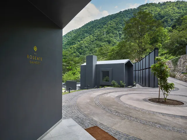 The Roseate Ganges Rishikesh