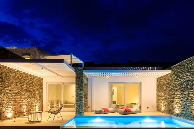 Iliades Luxury Boutique Suites&pools