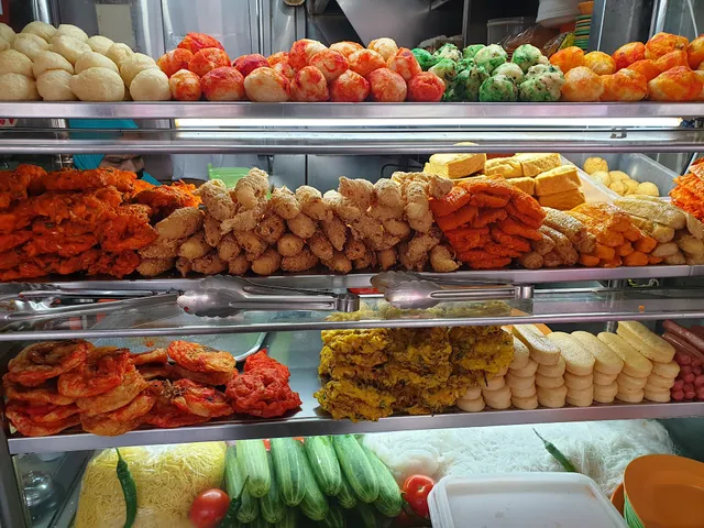 Fahzilaah Halal Food - reviews,open hours,photo spots, things to do ...