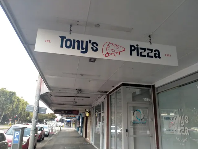 Tony's Pizza