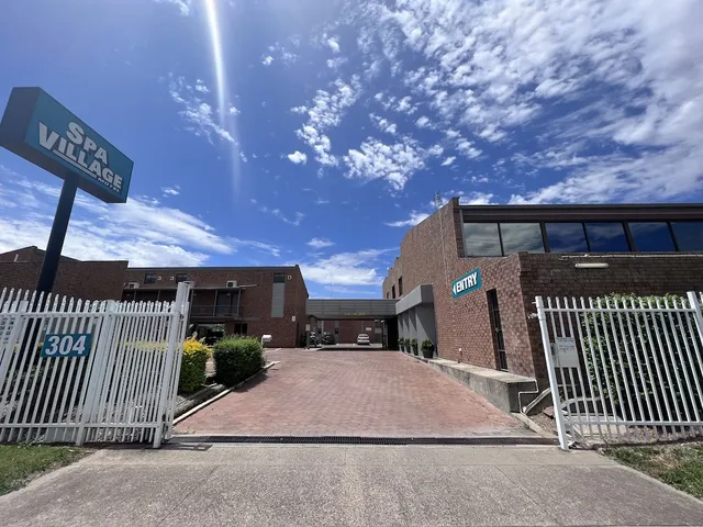 Spa Village Travel Inn