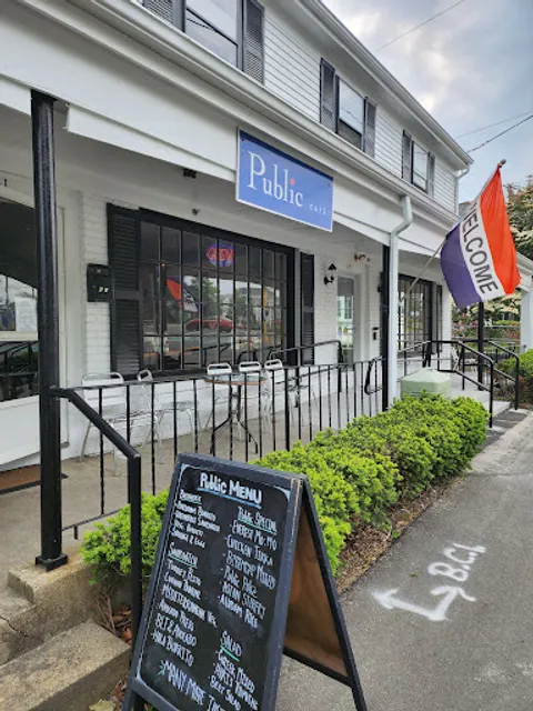 Public Cafe
