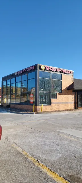 TNT's Tacos N' Tortas