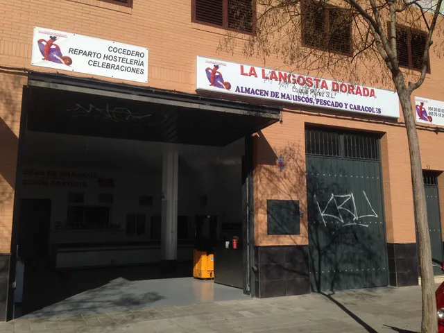 MARISCOS LA LANGOSTA DORADA