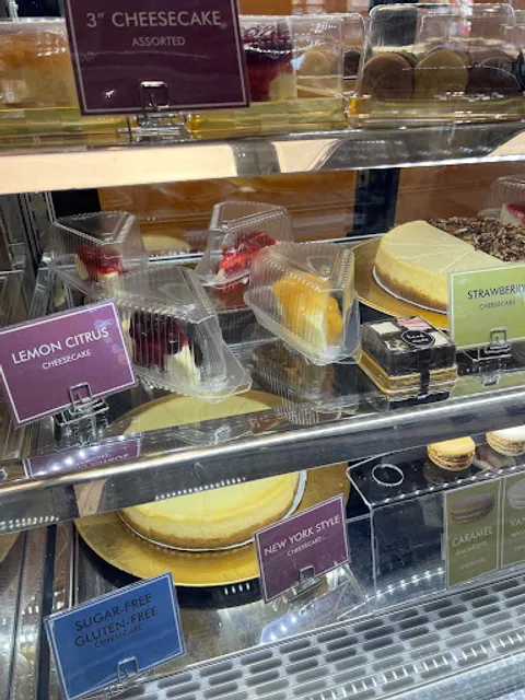 Just Cheesecake Outlet (EatUp)