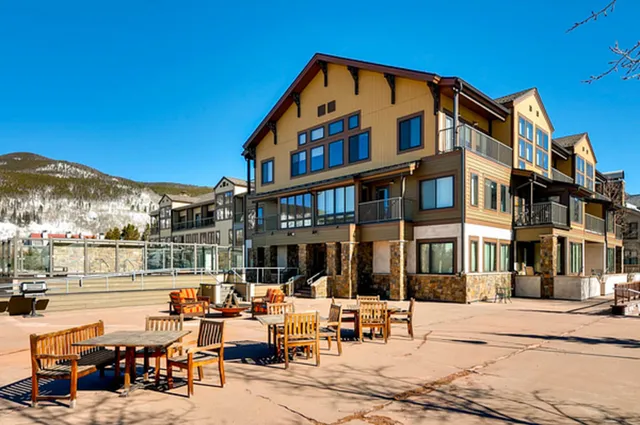 Mountain House Lodge