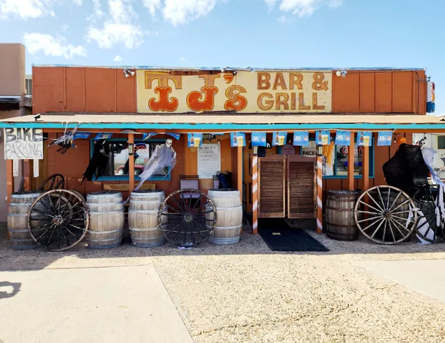 TJ's Bar & Grill