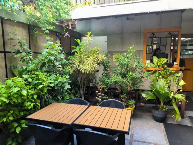 TGR (The Garden Restaurant)