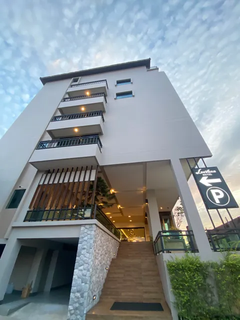 LeeVaNa Hotel - โรงแรมลีวาน่า
