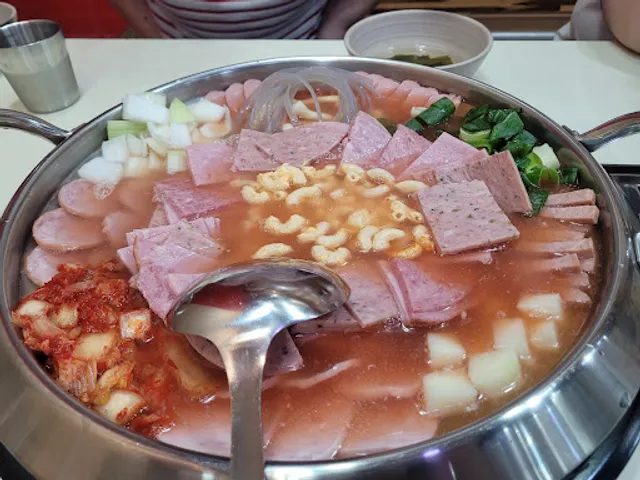 King Kong Budejigae 킹콩 부대찌개