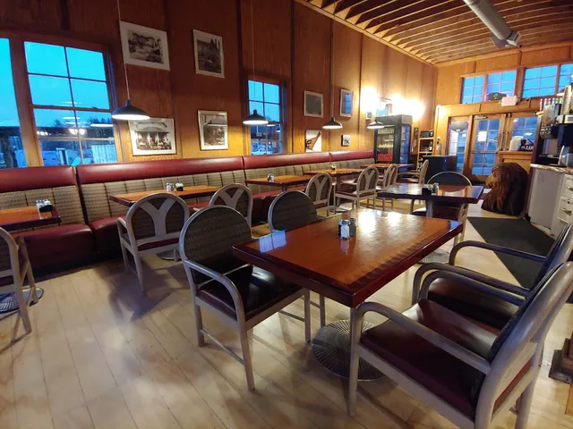 River's Edge Restaurant