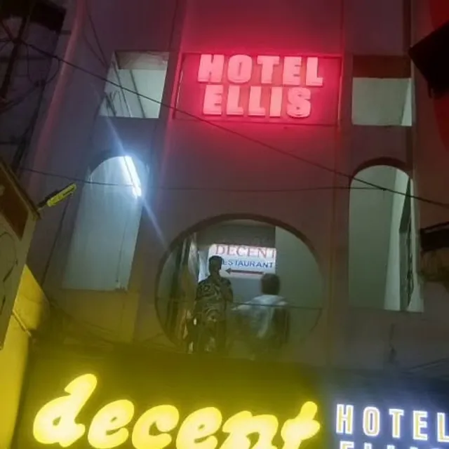 Hotel Ellis
