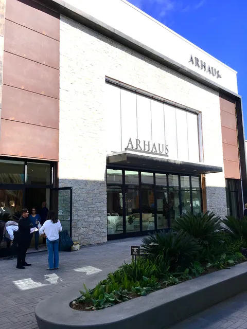 Arhaus