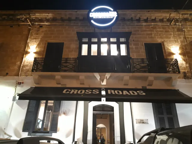 Crossroads Bar and Kitchen